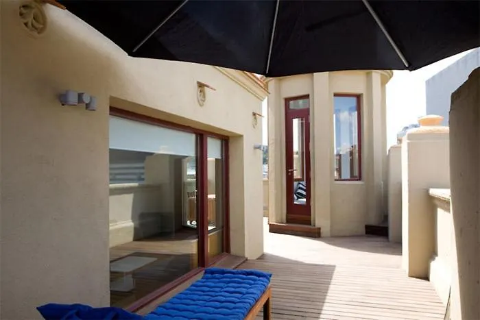 Las Ramblas Suites Barselona Daire