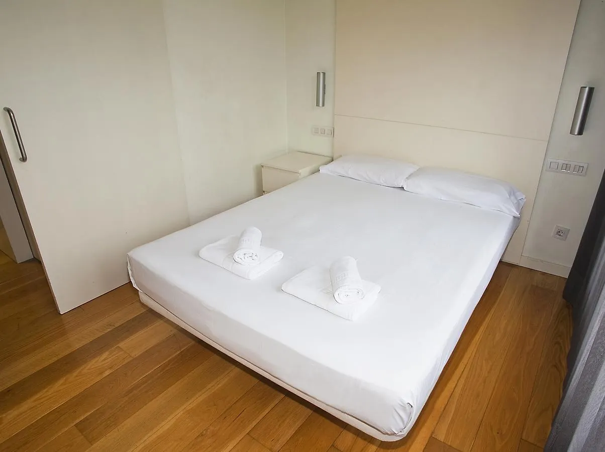 Las Ramblas Suites Barselona 0*,